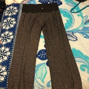 Lulu lemon yoga pants size 6